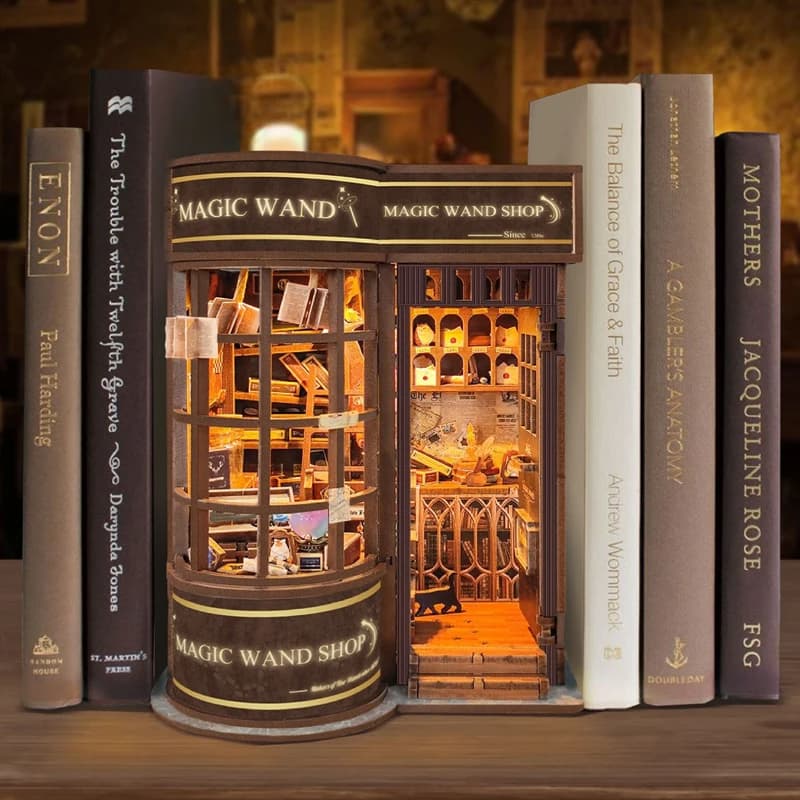 Wandmaker's Alley Nook